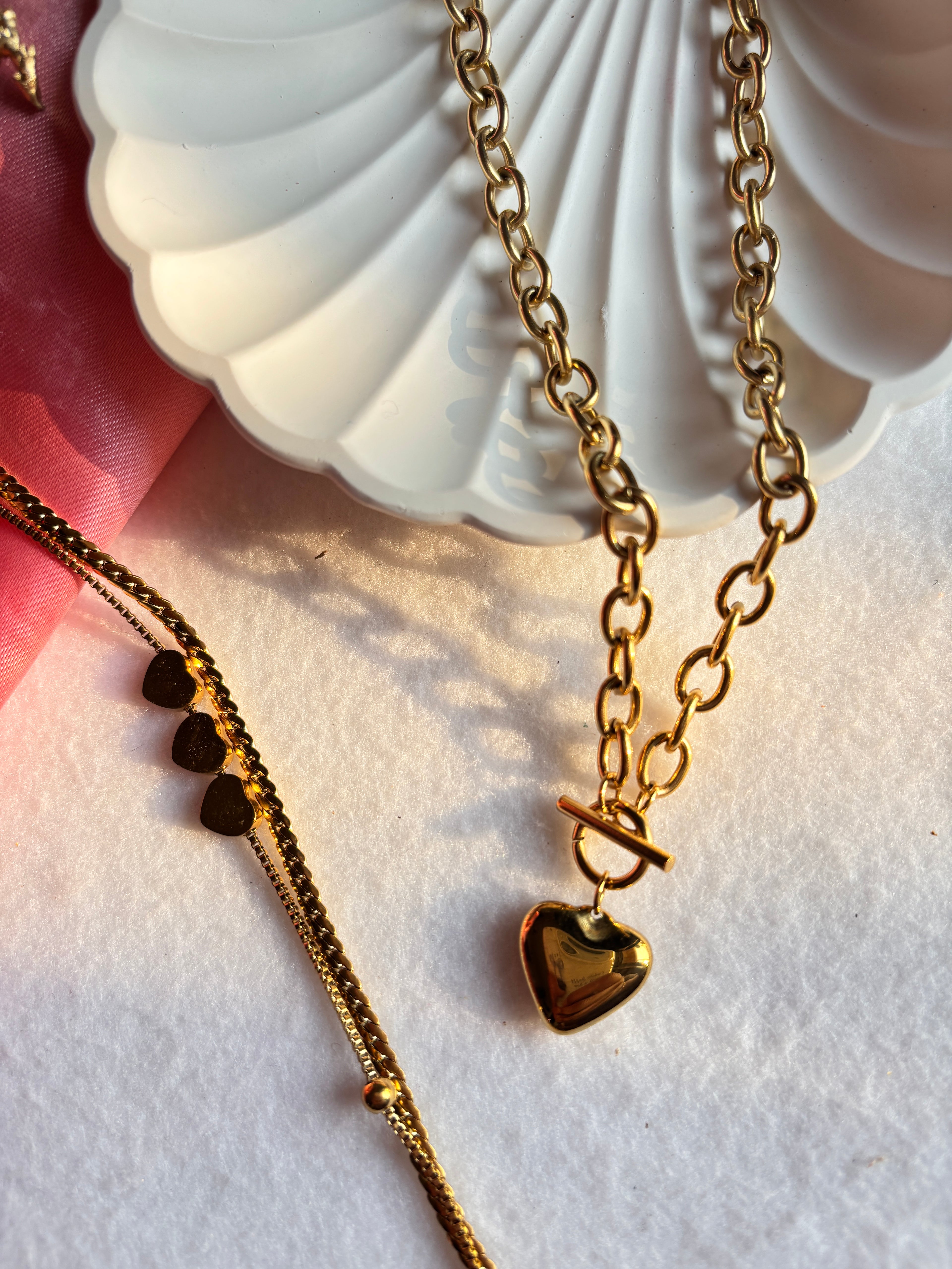 Bold Heart Link Necklace